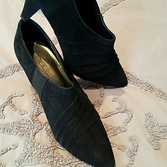 Moda Spana Booties - Picture 3 of 8